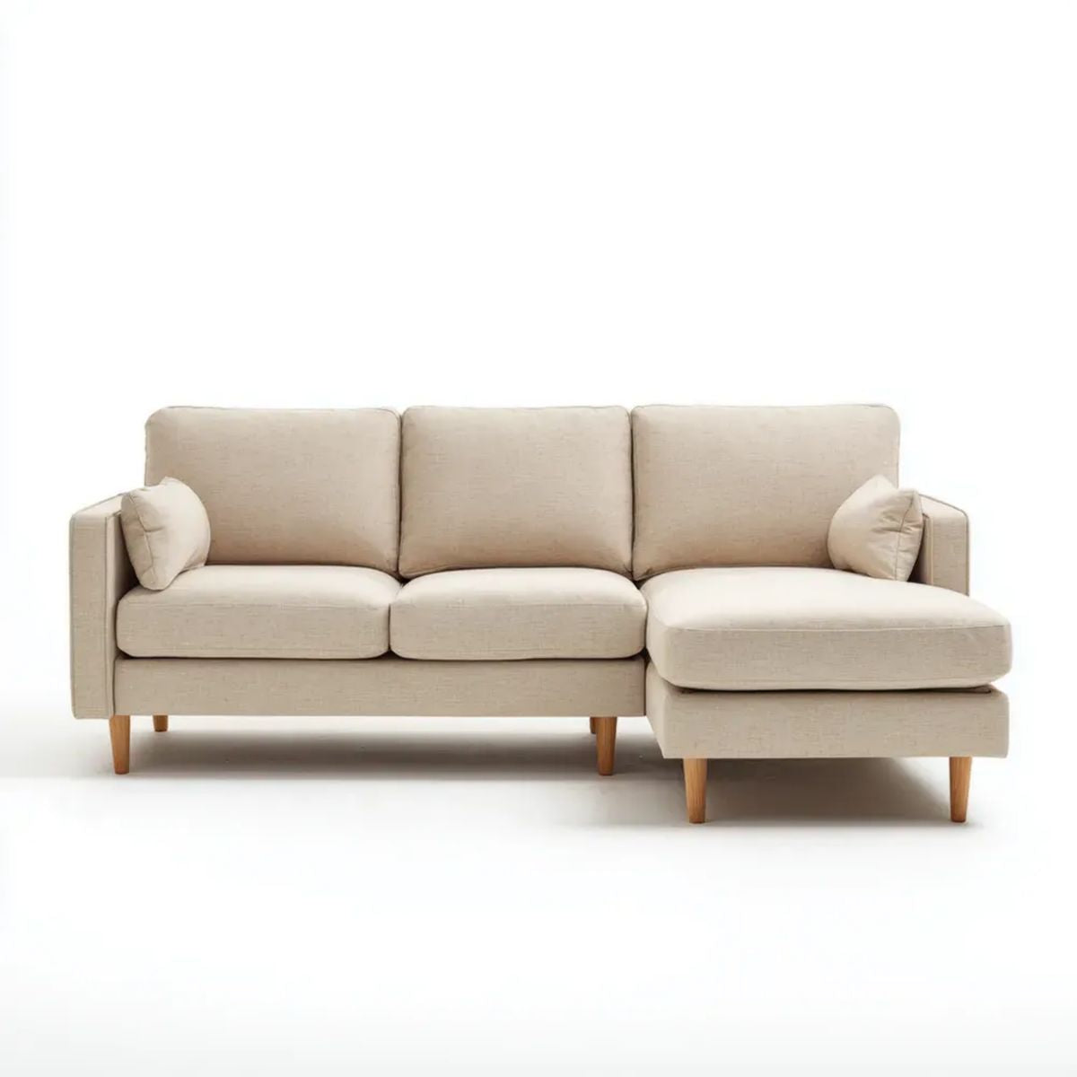 Beżowa sofa narożna z prawostronnym szezlongiem, tapicerką poliestrową, 230 × 150 × 85 cm